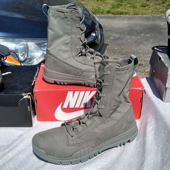 nike military boots sage green